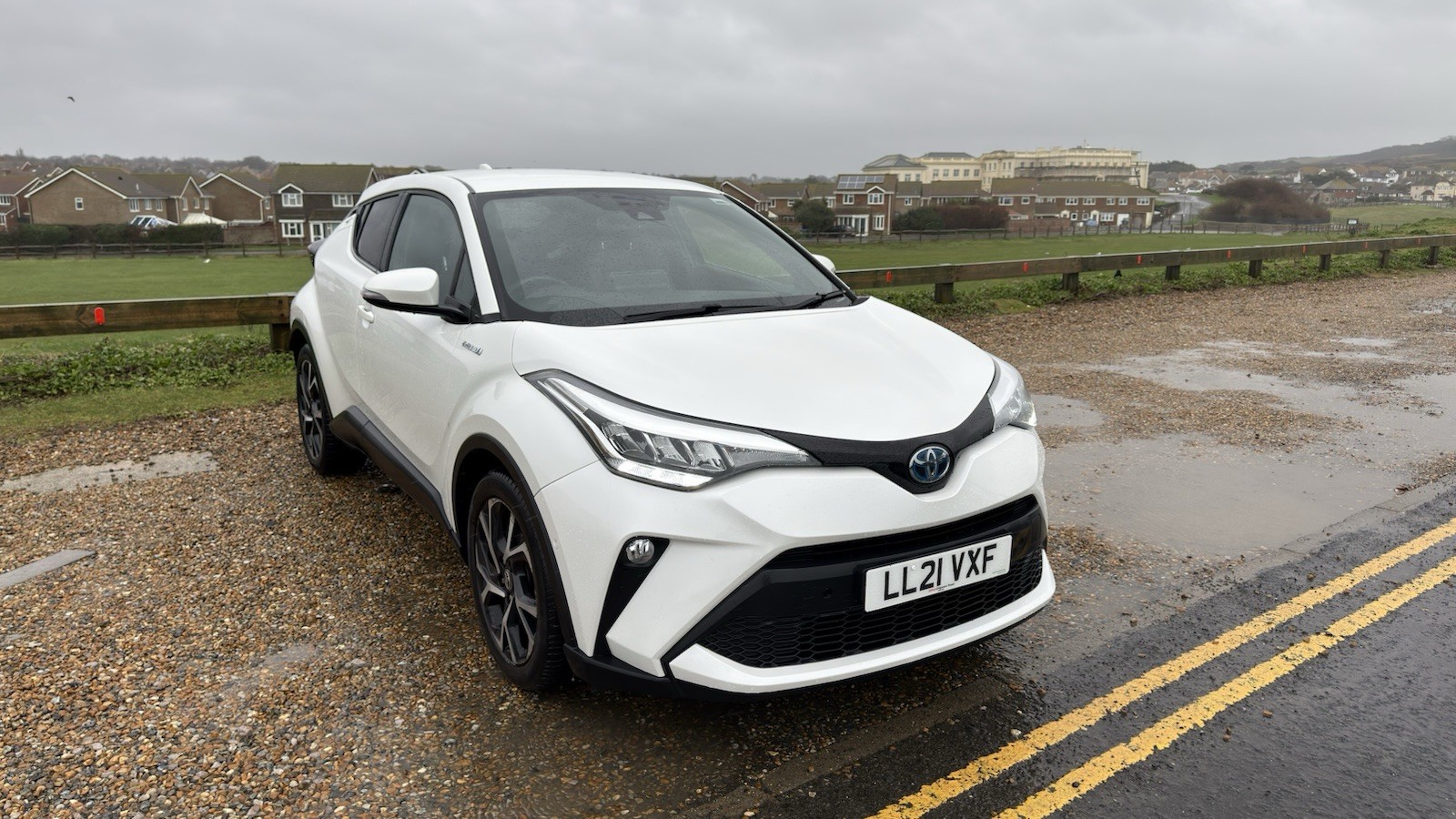 2021 Toyota C-HR Design Hybrid